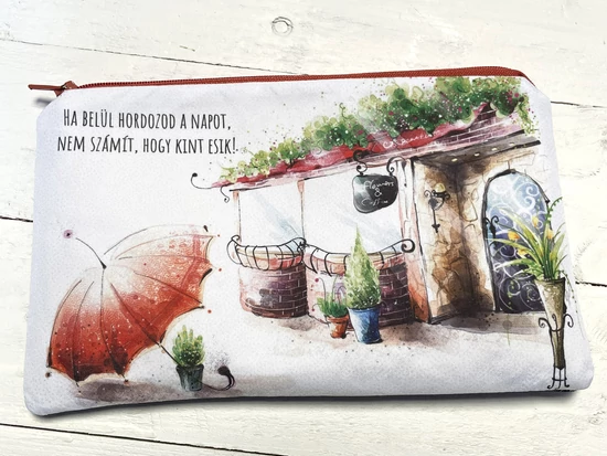 idézetes neszesszer esernyős mintával és farmer hátlappal