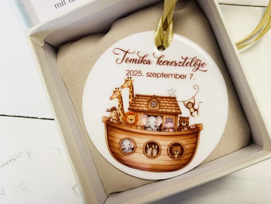Keresztelőre medál, kisfúknak